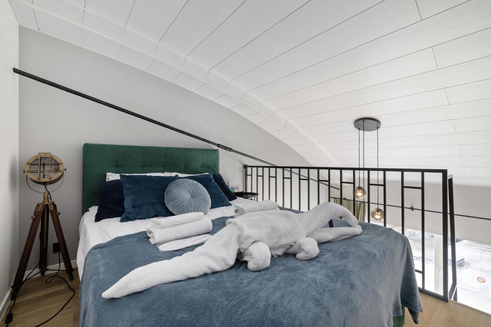 Bright Lofts Near City Center Harbour Талин Екстериор снимка