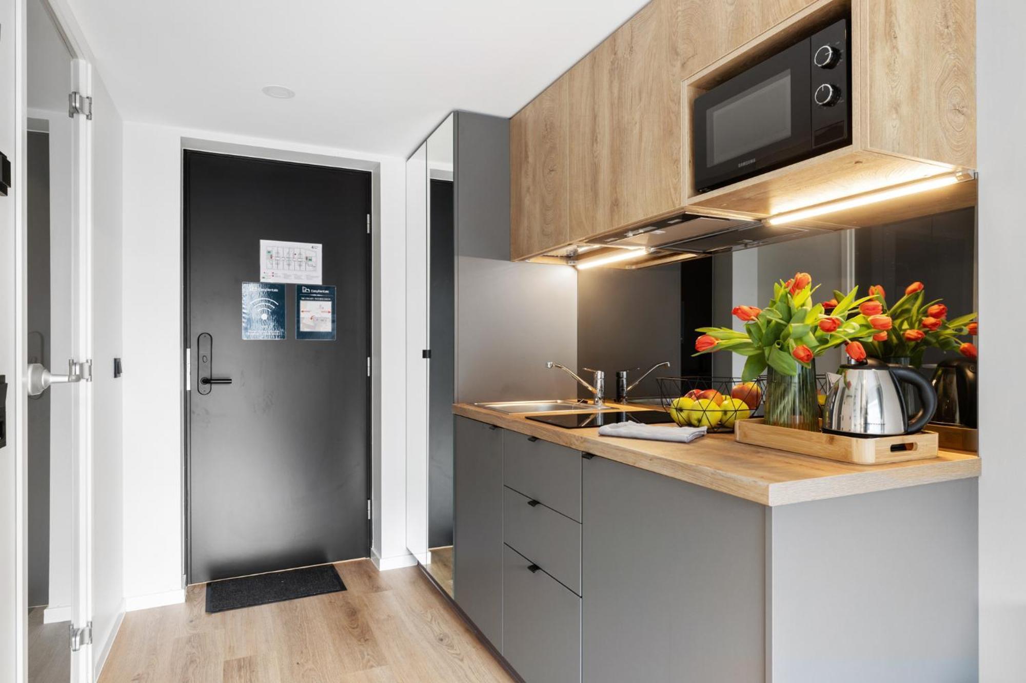 Bright Lofts Near City Center Harbour Талин Екстериор снимка