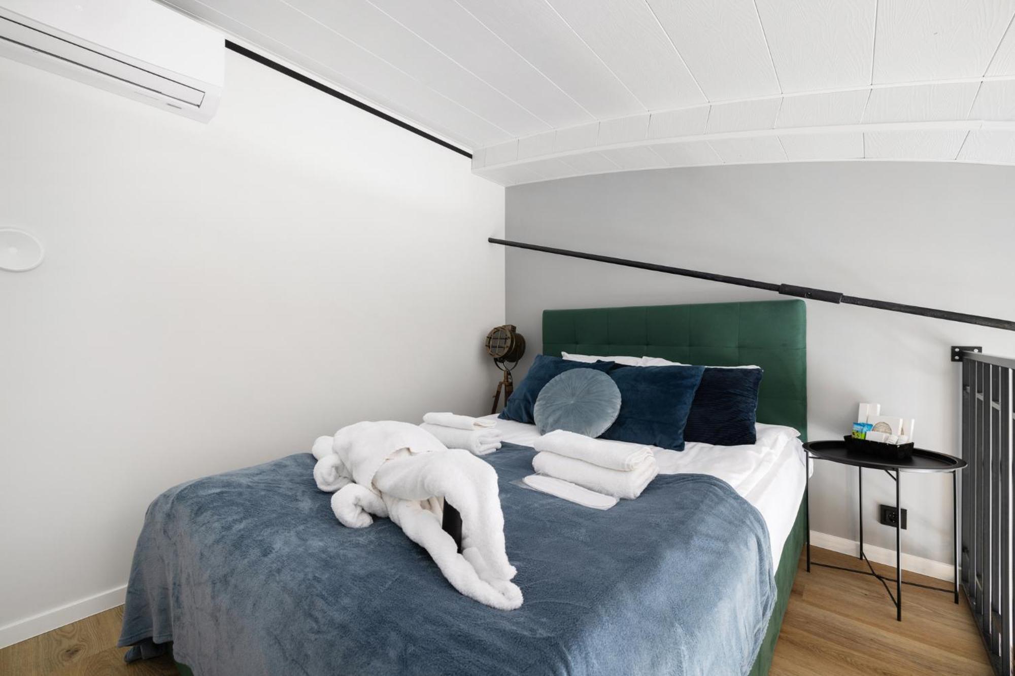 Bright Lofts Near City Center Harbour Талин Екстериор снимка